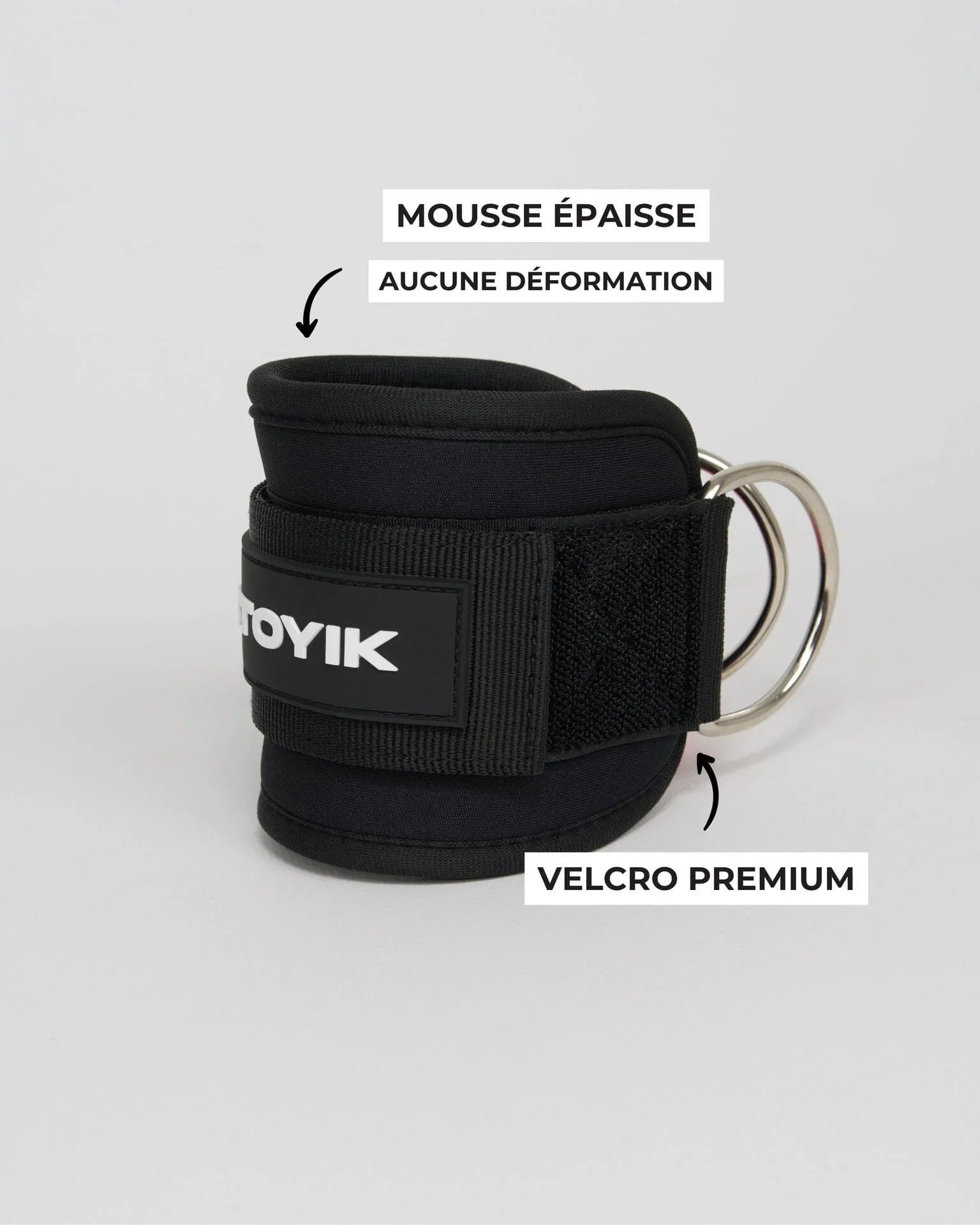 Vue d’une seule sangle de cheville STOYIK noire, rembourrée avec attaches solides en métal