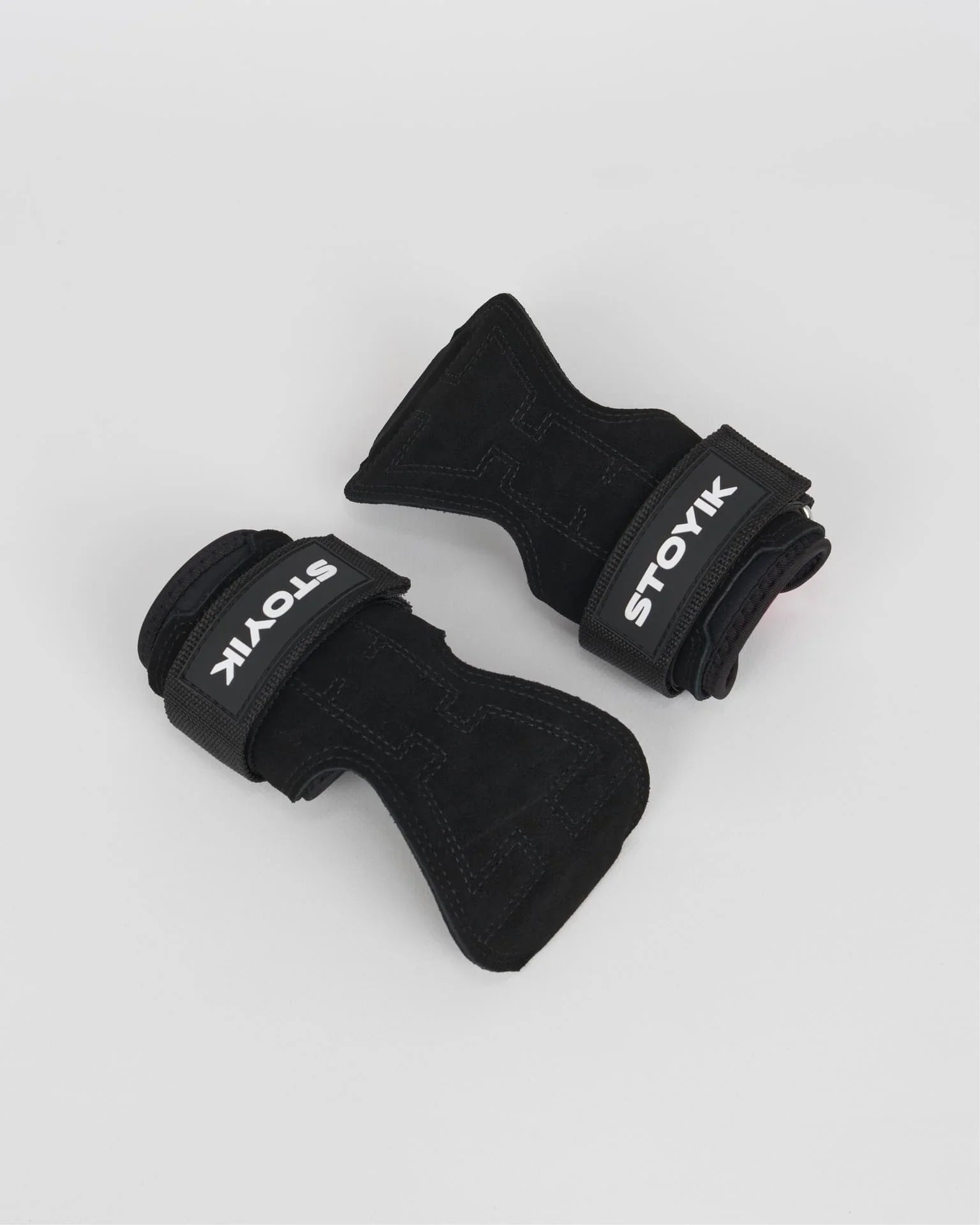 Paire de sangles de tirage STOYIK Athletics pour la musculation en cuirs velours et avec surface en mousse pour un meilleur confort